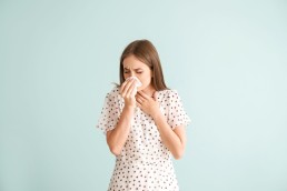 Allergic symptoms such as sneezing are similar to those of EoE (Eosinophilic Esophagitis)